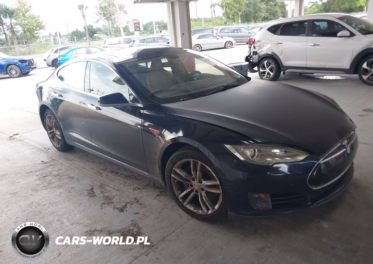 2013 Tesla Model S