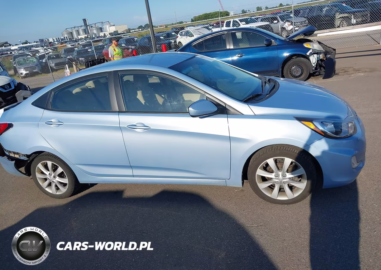 2013 Hyundai Accent Gls VIN:KMHCU4AEXDU576787 - 13