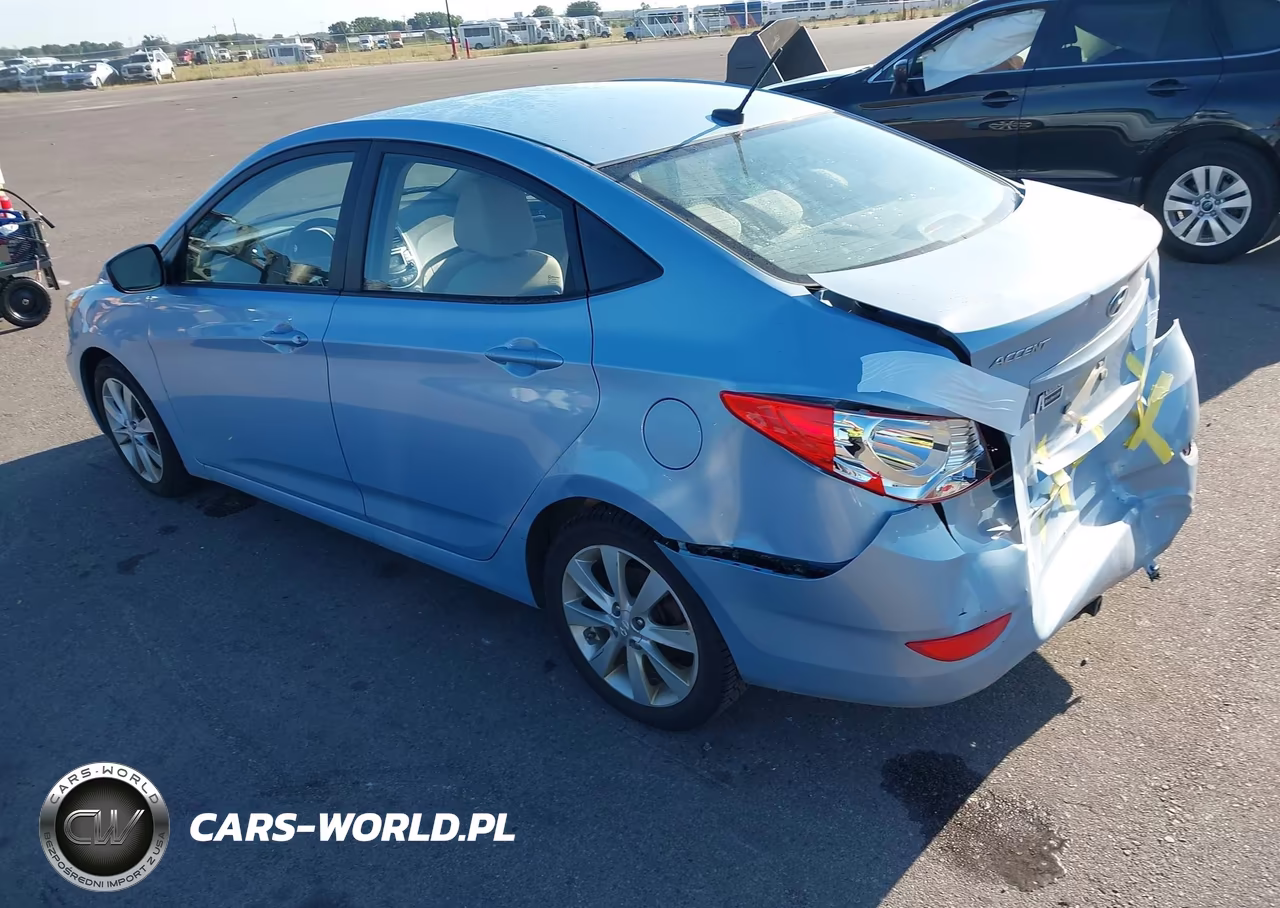 2013 Hyundai Accent Gls VIN:KMHCU4AEXDU576787 - 3
