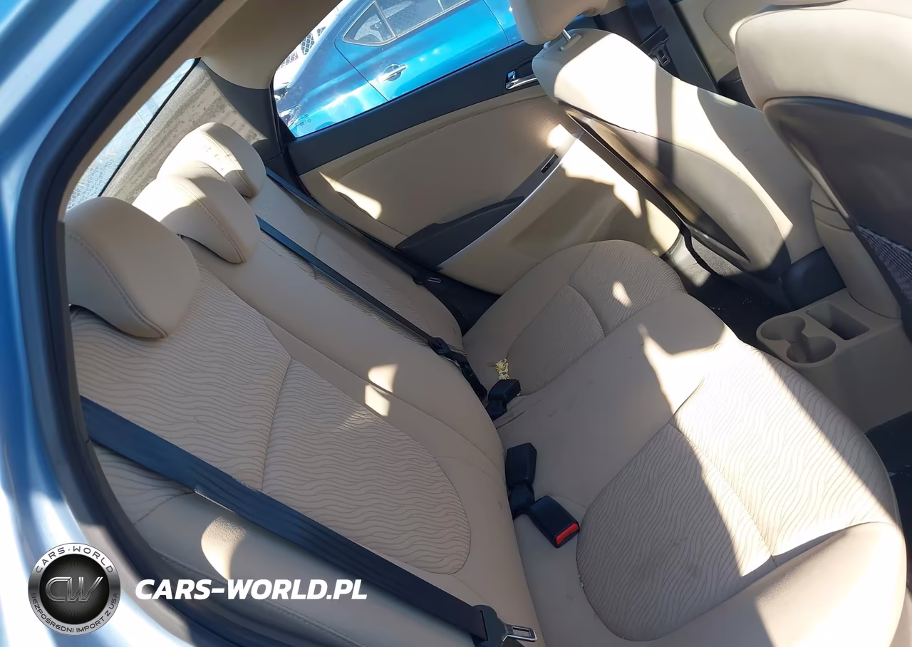 2013 Hyundai Accent Gls VIN:KMHCU4AEXDU576787 - 8
