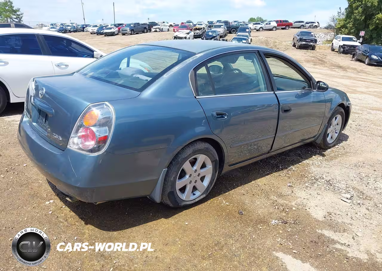 2002 Nissan Altima 2.5 S VIN:1N4AL11D72C716002 - 4