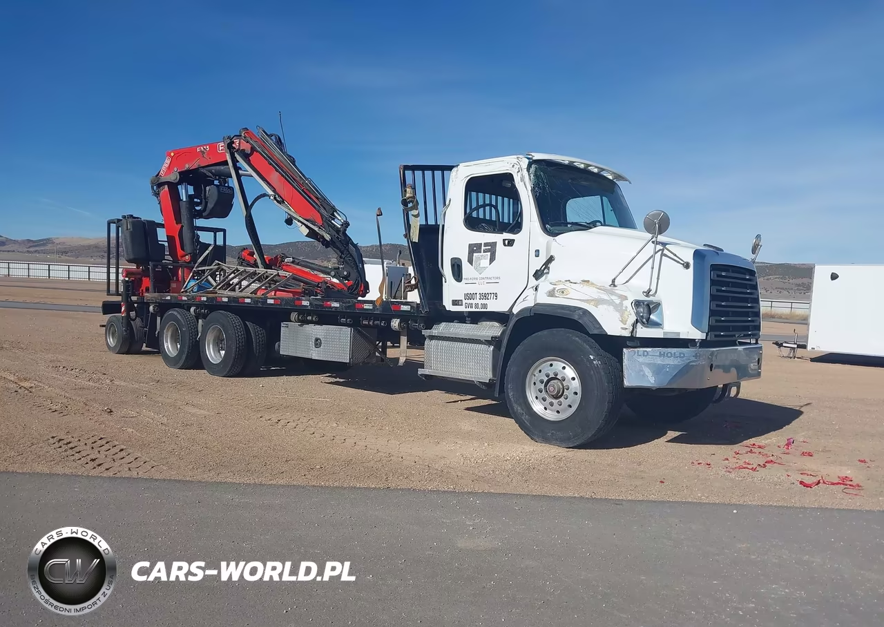 2020 Freightliner 114Sd