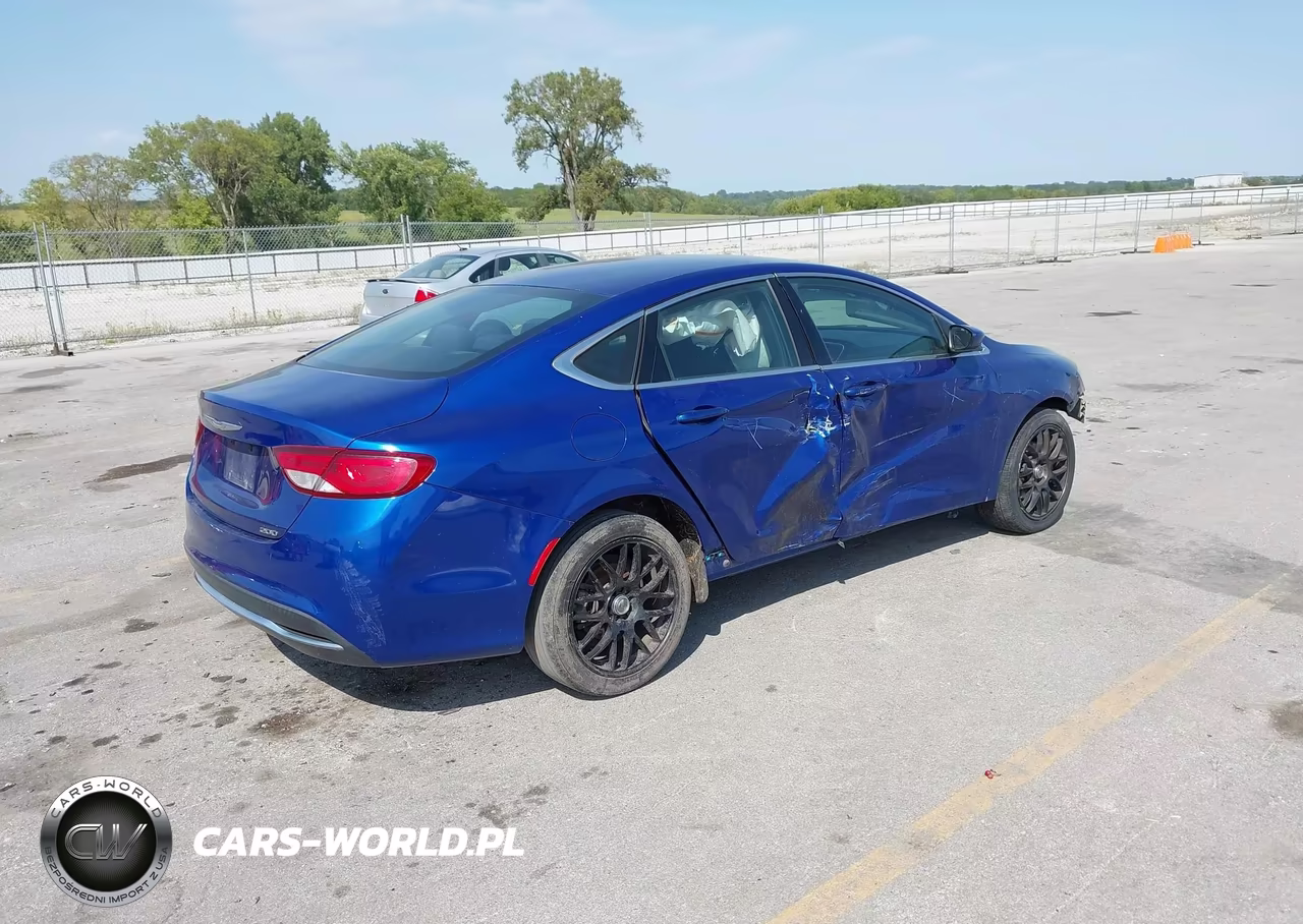 2016 Chrysler 200 Limited VIN:1C3CCCAB0GN148995 - 4