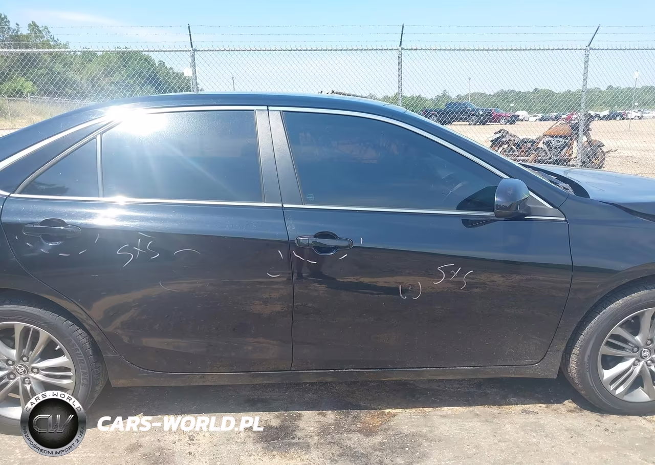 2016 Toyota Camry Se VIN:4T1BF1FK8GU211239 - 13