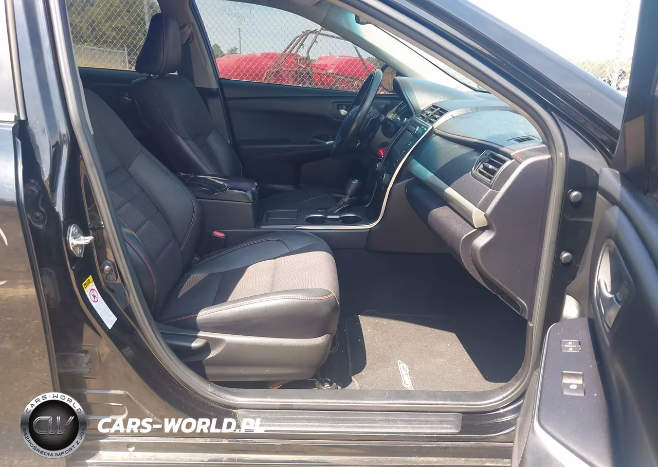 2016 Toyota Camry Se VIN:4T1BF1FK8GU211239 - 5