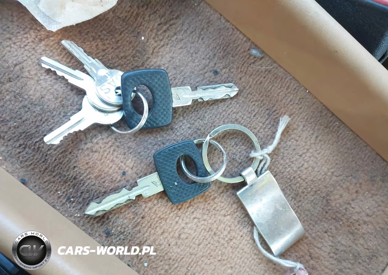 1986 Mercedes-Benz 560 Sec VIN:WDBCA45D5GA200646 - 11