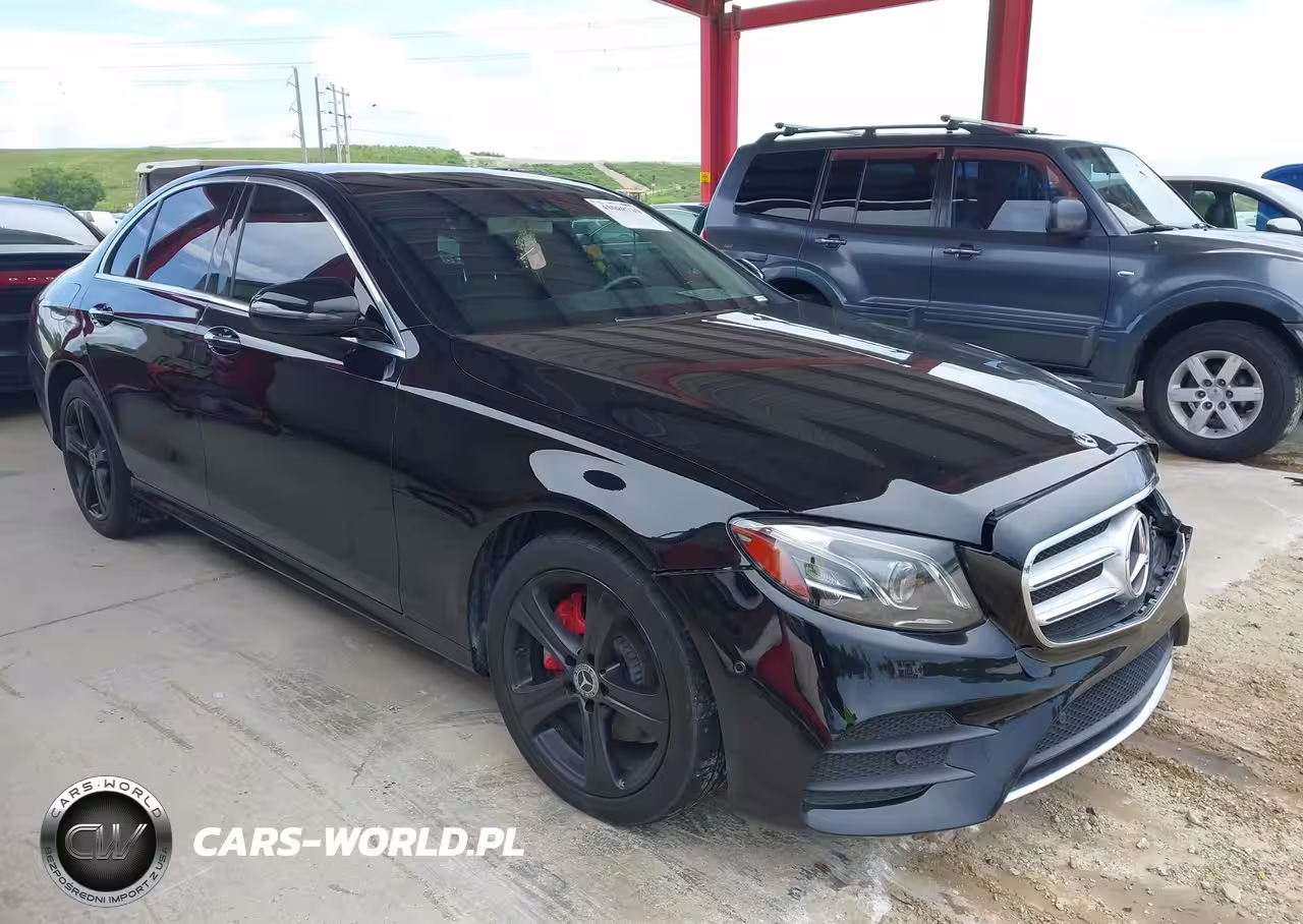 MERCEDES-BENZ
