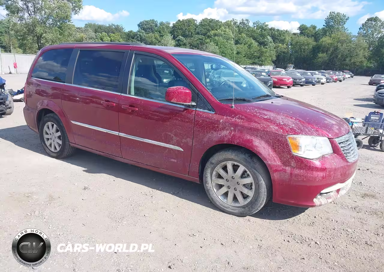 2016 Chrysler Town & Country Touring