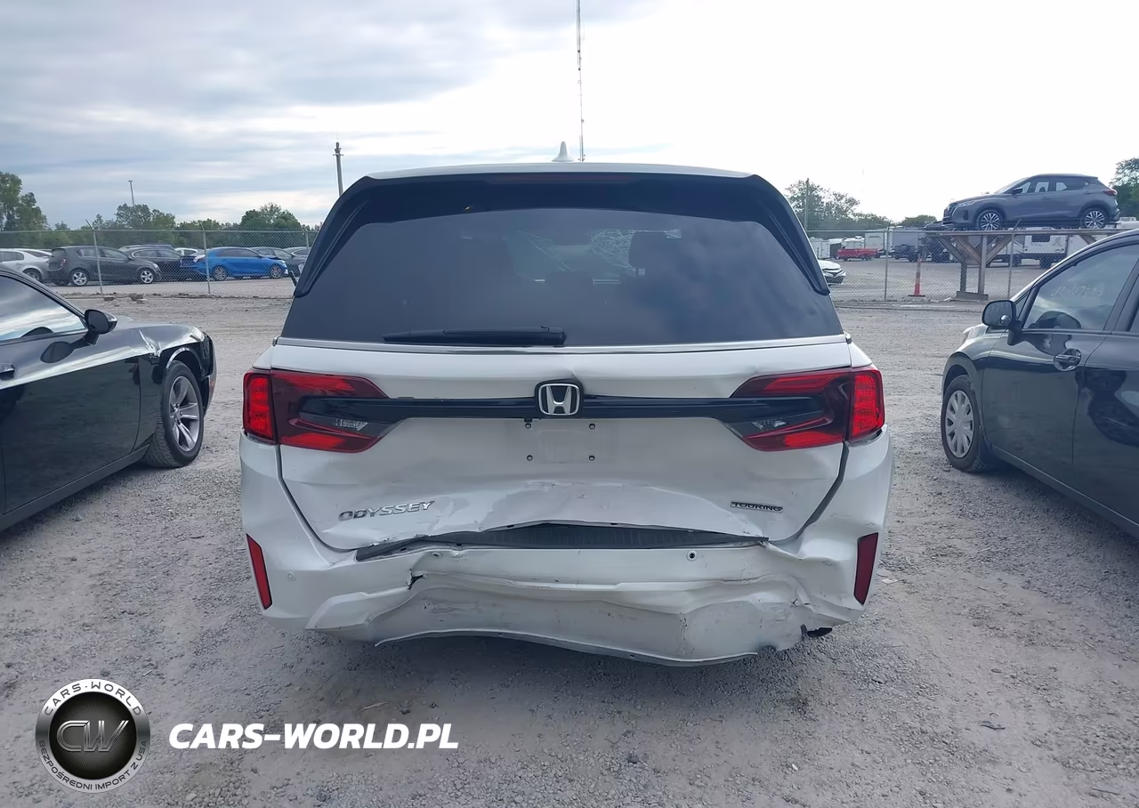 2025 Honda Odyssey Touring VIN:5FNRL6H87SB052953 - 17