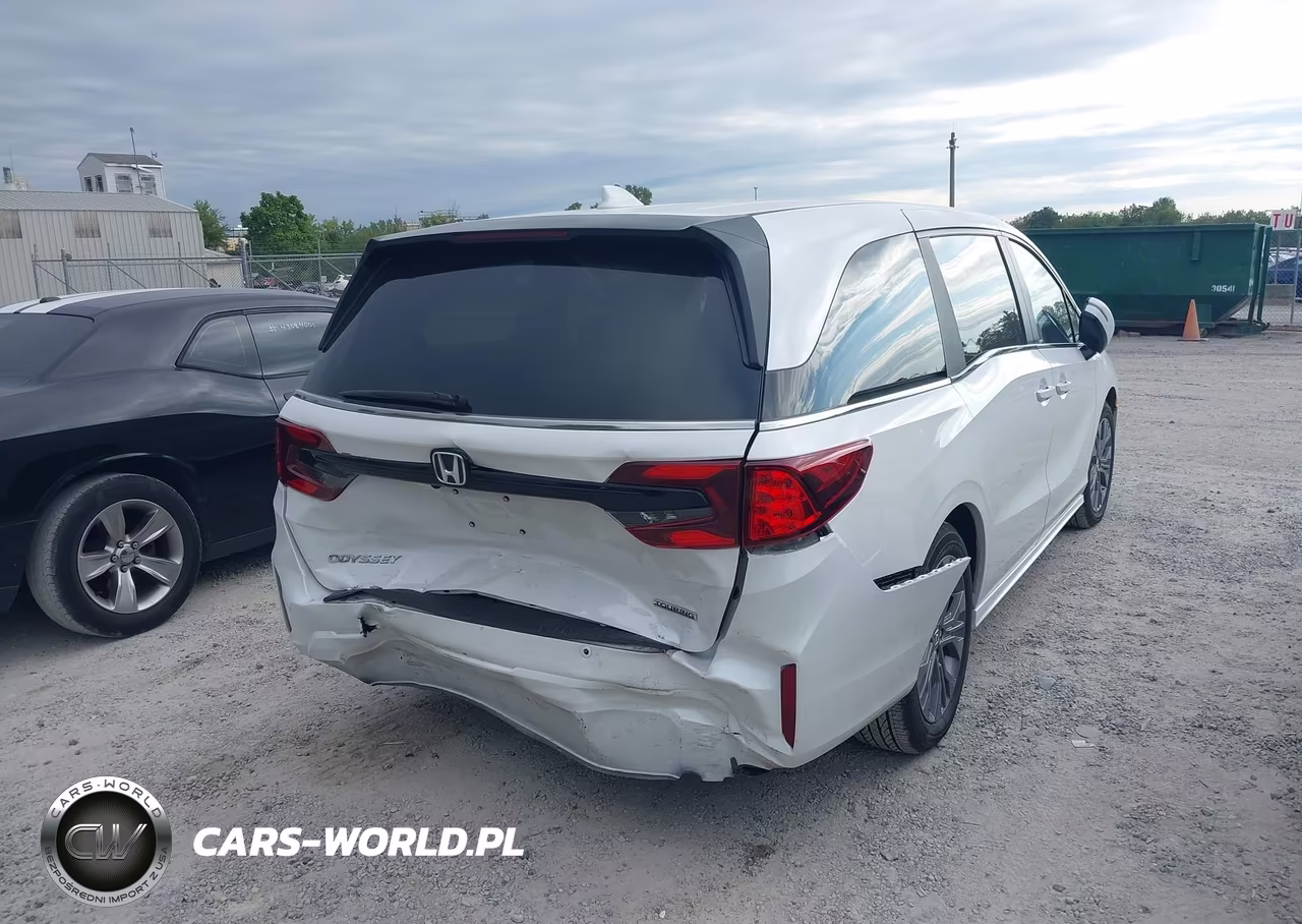 2025 Honda Odyssey Touring VIN:5FNRL6H87SB052953 - 4