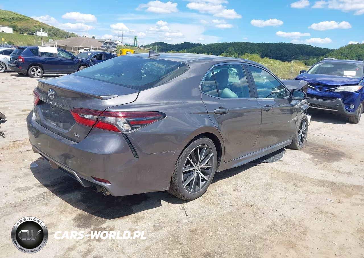 2021 Toyota Camry Se VIN:4T1G11AK6MU528136 - 4