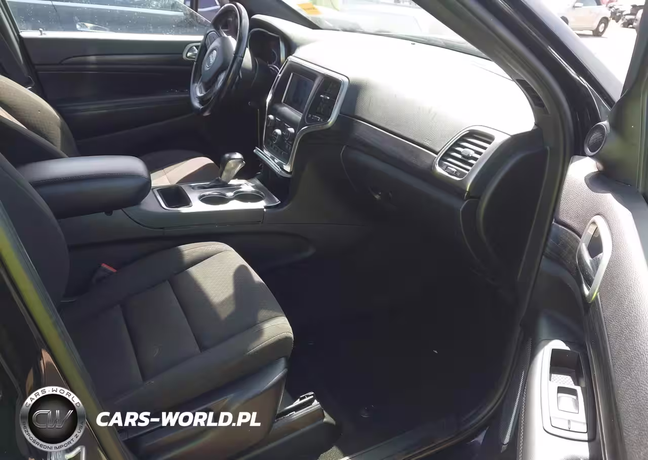 2021 Jeep Grand Cherokee Laredo E 4X4 VIN:1C4RJFAG7MC842891 - 5