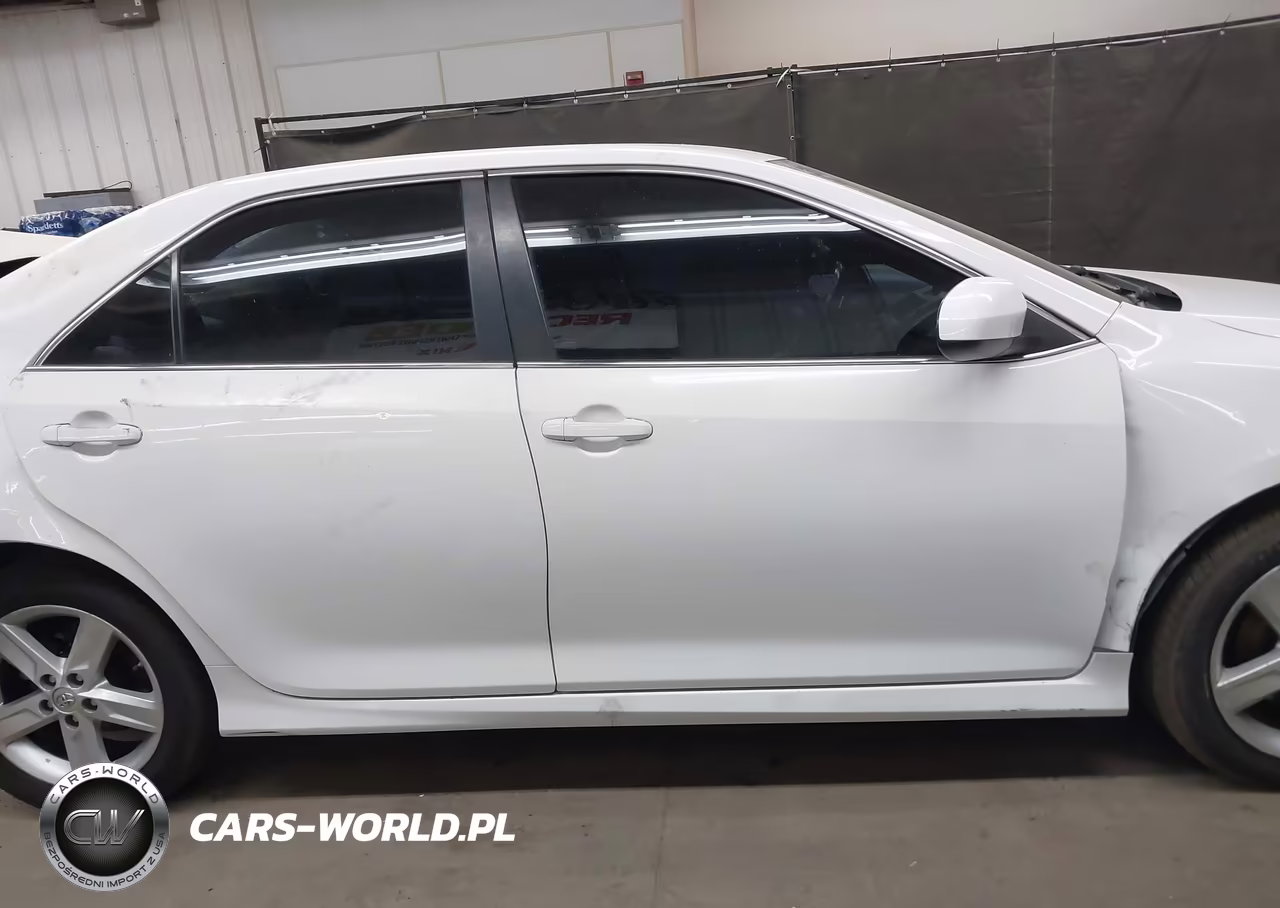 2014 Toyota Camry Se VIN:4T1BF1FK8EU411731 - 13