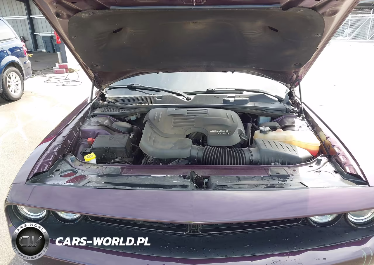 2022 Dodge Challenger Sxt VIN:2C3CDZAG7NH187939 - 10