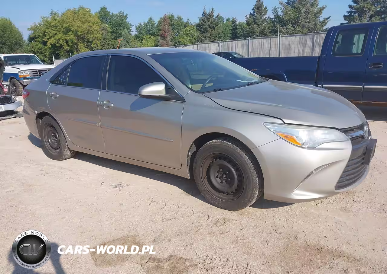 2016 Toyota Camry Le