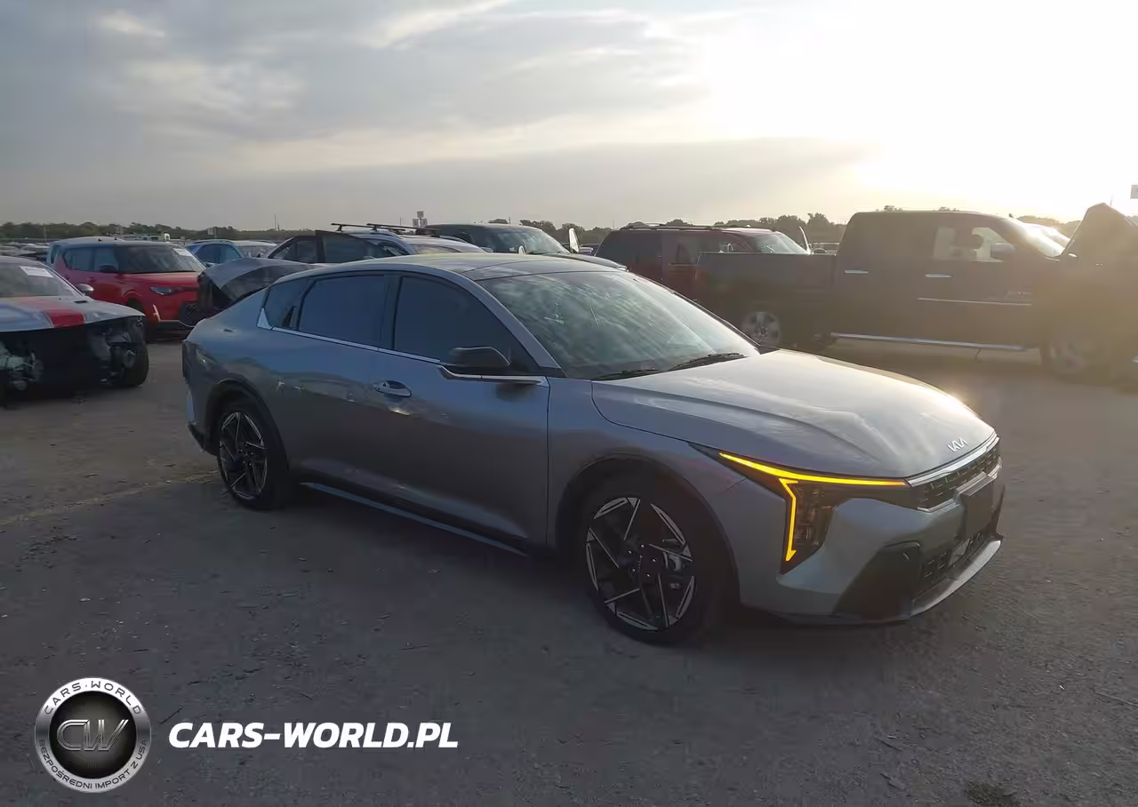 2025 Kia K4 Gt-Line