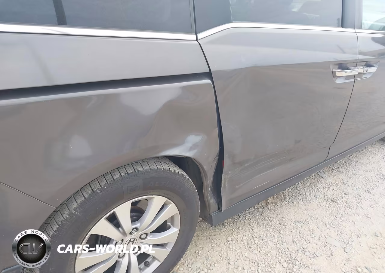 2015 Honda Odyssey Ex-L VIN:5FNRL5H64FB041973 - 17
