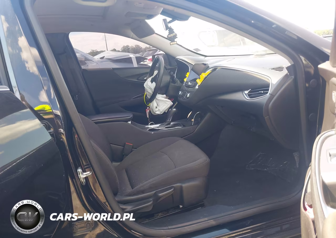 2019 Chevrolet Malibu Lt VIN:1G1ZD5ST6KF221692 - 5
