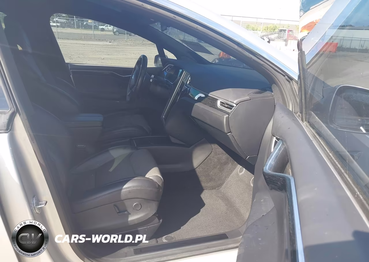 2017 Tesla Model X 100D-75D-90D VIN:5YJXCAE2XHF048804 - 5