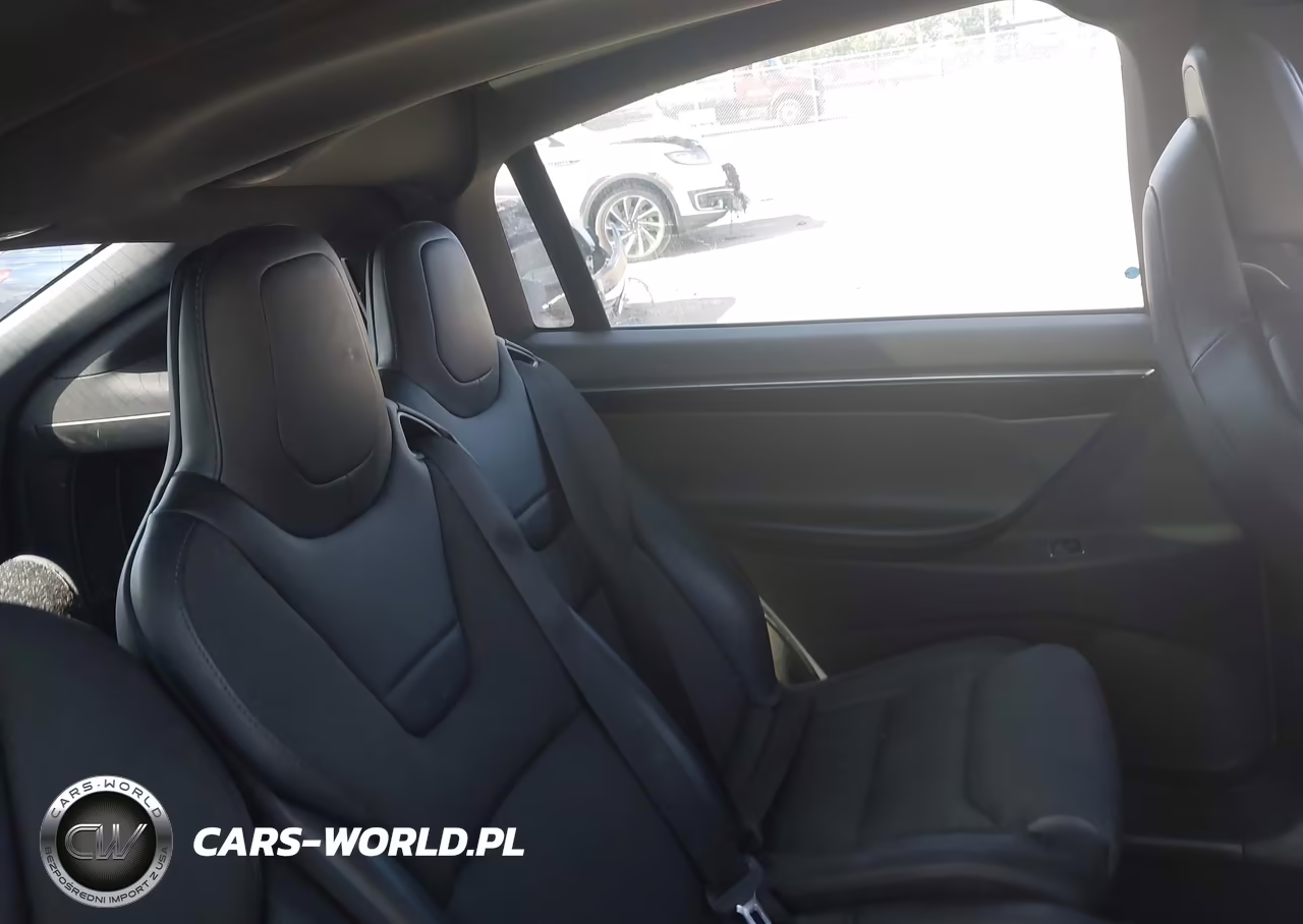 2017 Tesla Model X 100D-75D-90D VIN:5YJXCAE2XHF048804 - 8