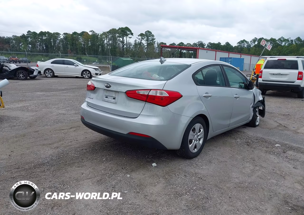 2016 Kia Forte Lx VIN:KNAFK4A63G5602660 - 4