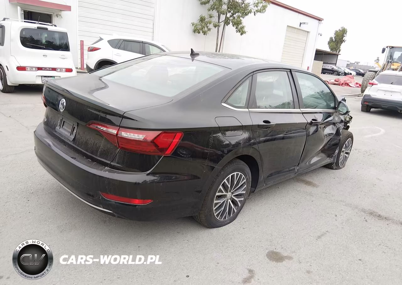 2020 Volkswagen Jetta S-Se-R-Line VIN:3VWCB7BU0LM014611 - 4