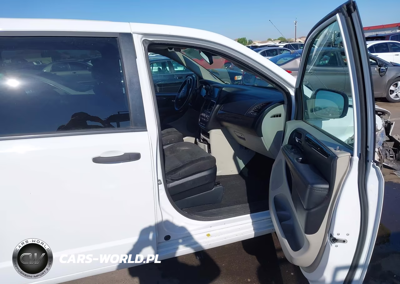 2019 Dodge Grand Caravan Se VIN:2C4RDGBG7KR754486 - 5