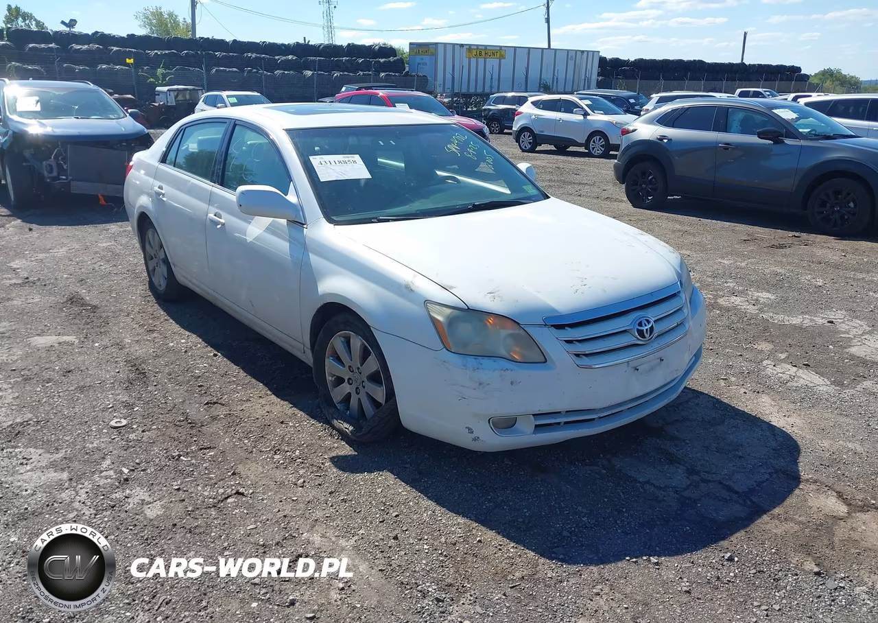 2005 Toyota Avalon Xls