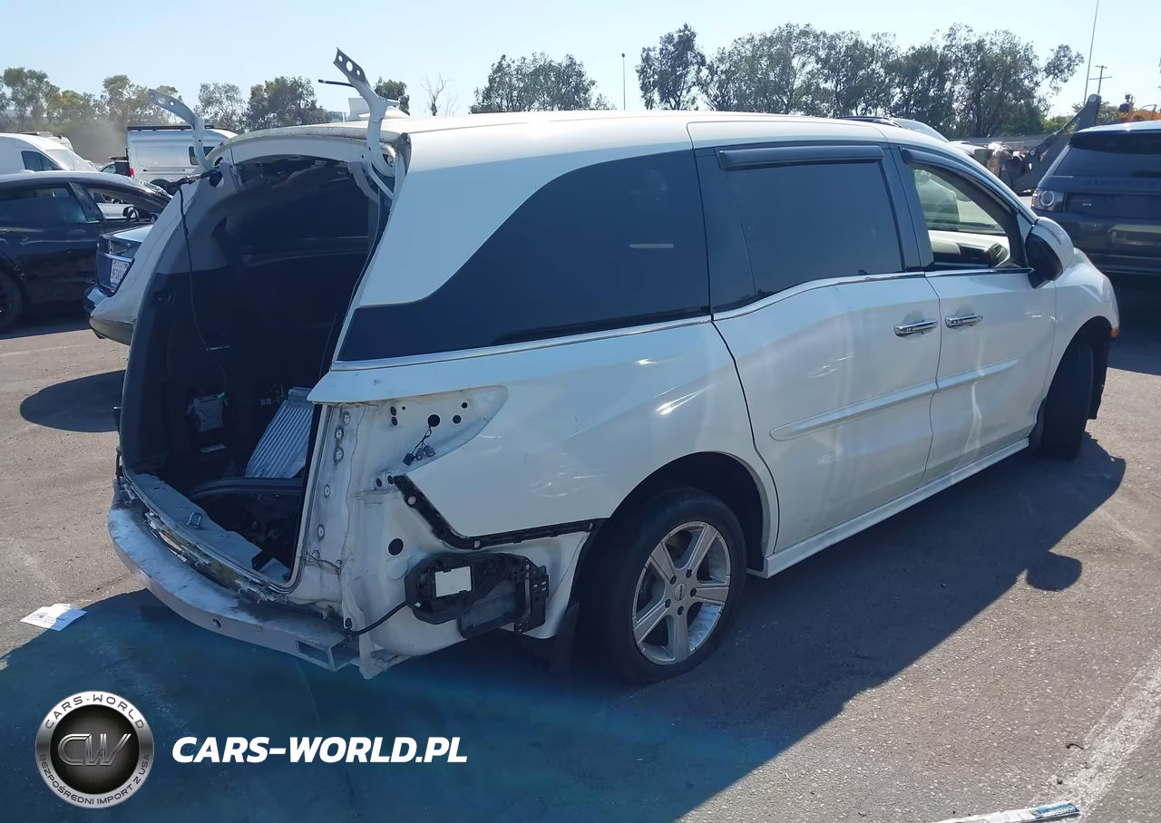 2019 Honda Odyssey Elite VIN:5FNRL6H98KB041114 - 4