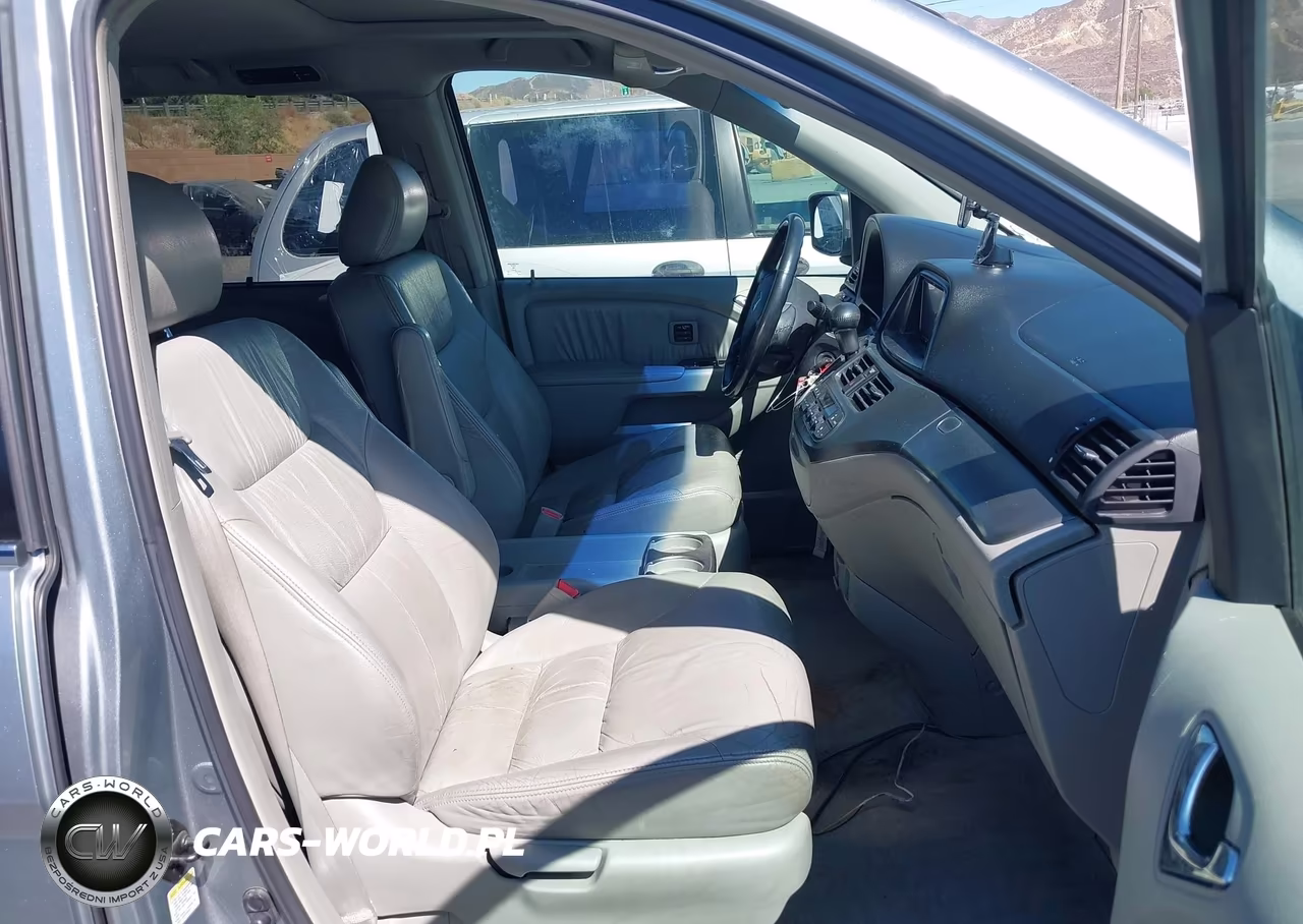 2005 Honda Odyssey Touring VIN:5FNRL38835B090411 - 5