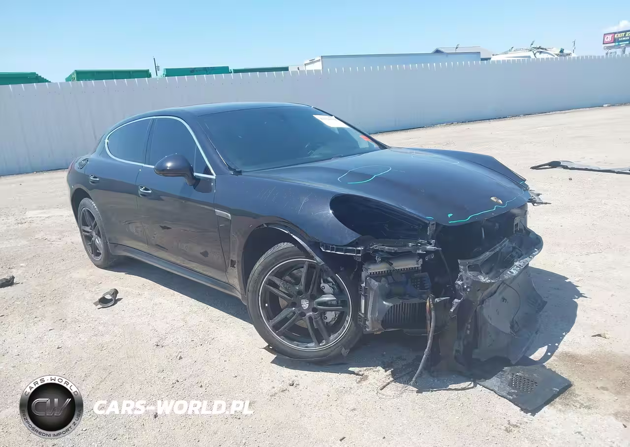 PORSCHE