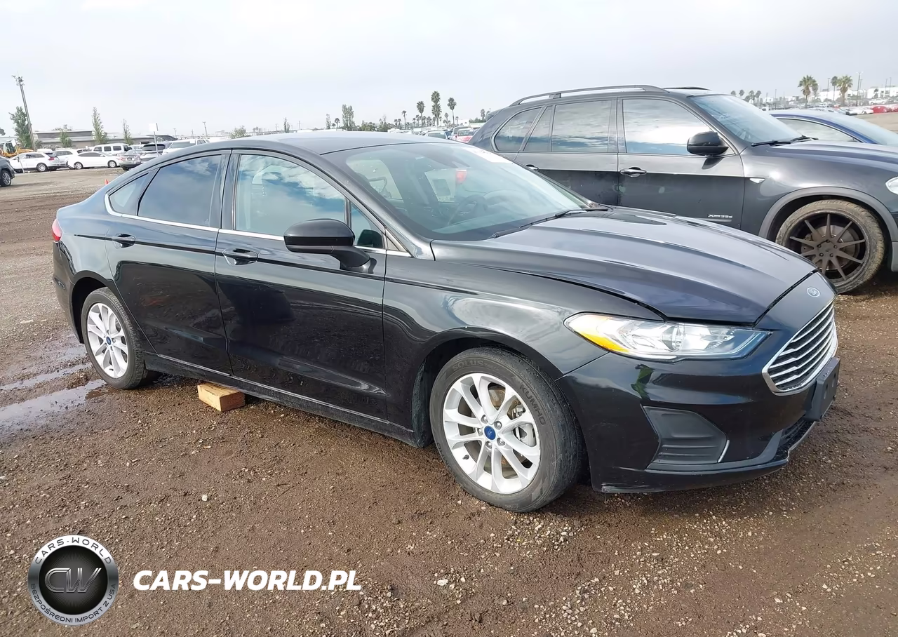 2020 Ford Fusion Hybrid Se – zdjęcie 1 z 16