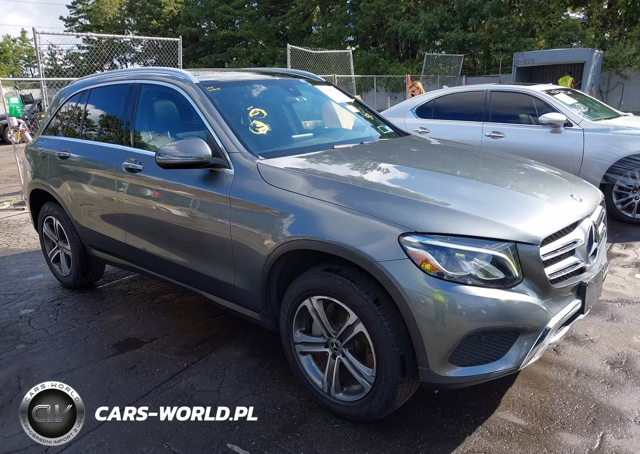 2017 Mercedes-Benz Glc 300 4Matic – zdjęcie 1 z 18