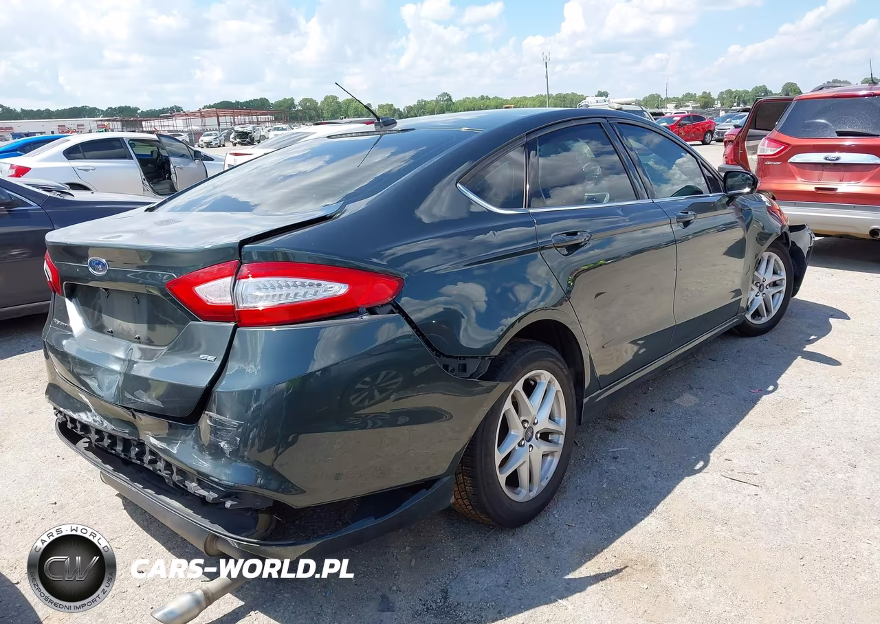 2015 Ford Fusion Se VIN:1FA6P0H74F5114771 - 4