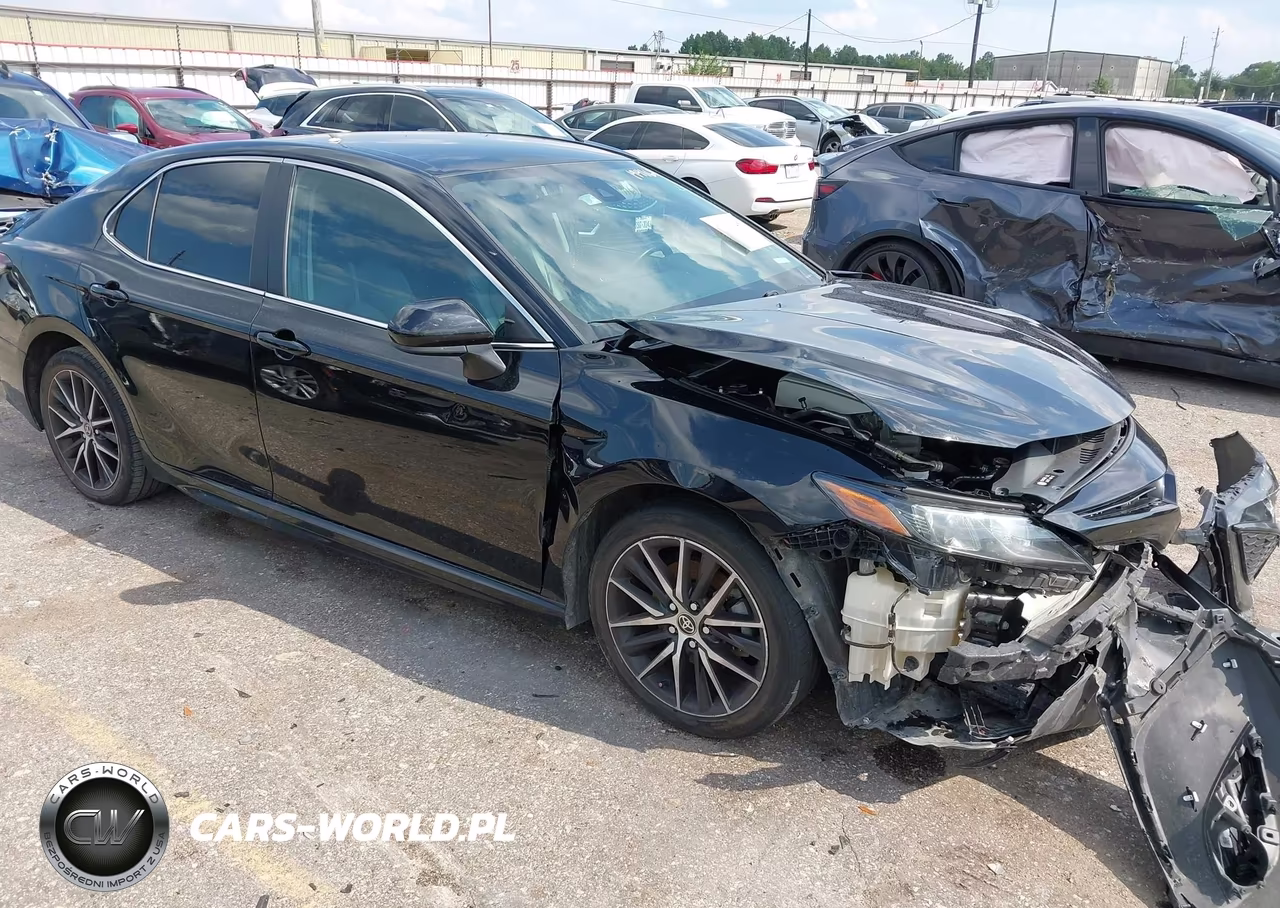 2021 Toyota Camry Se – zdjęcie 1 z 16