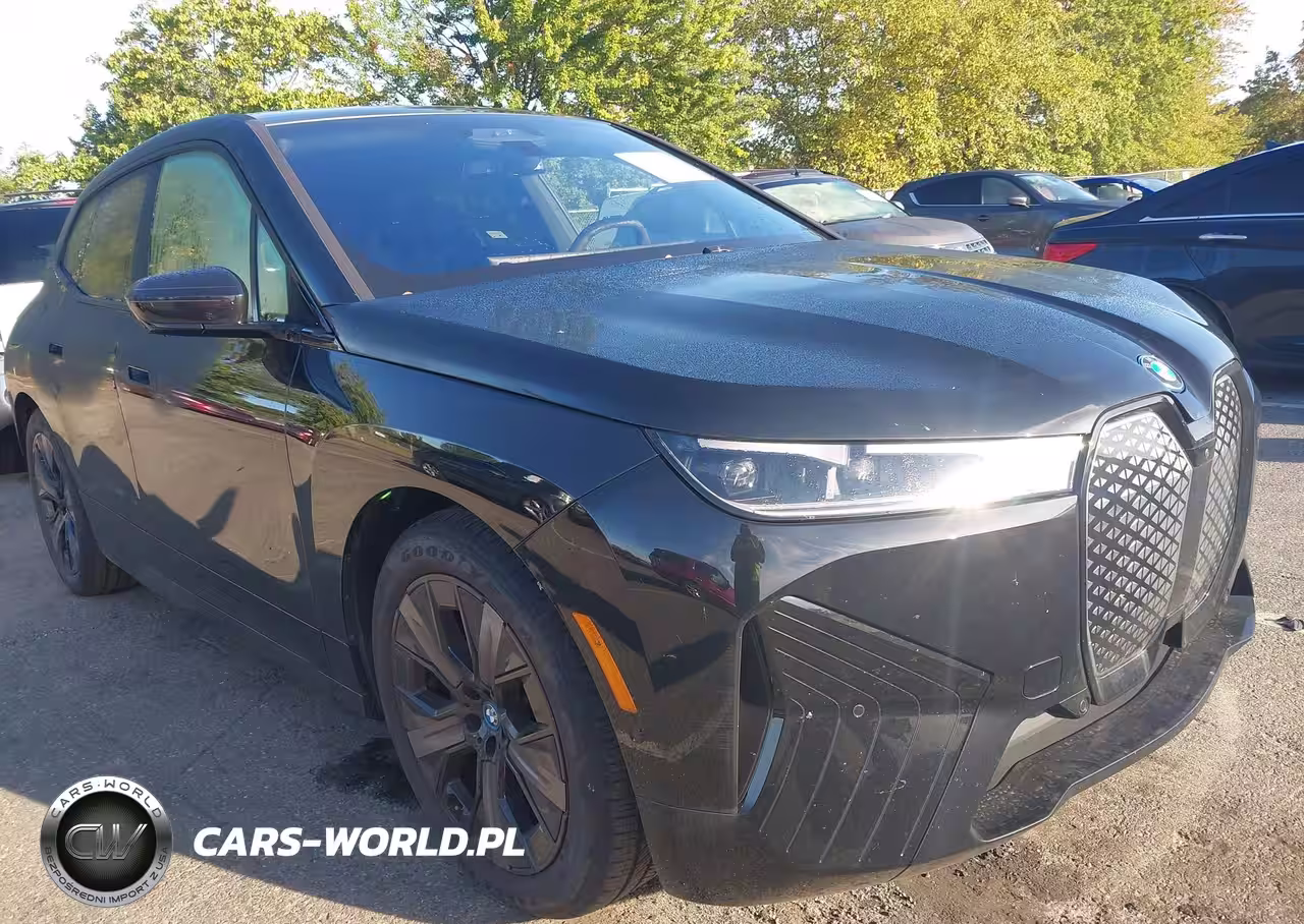 2025 BMW Ix xDrive50