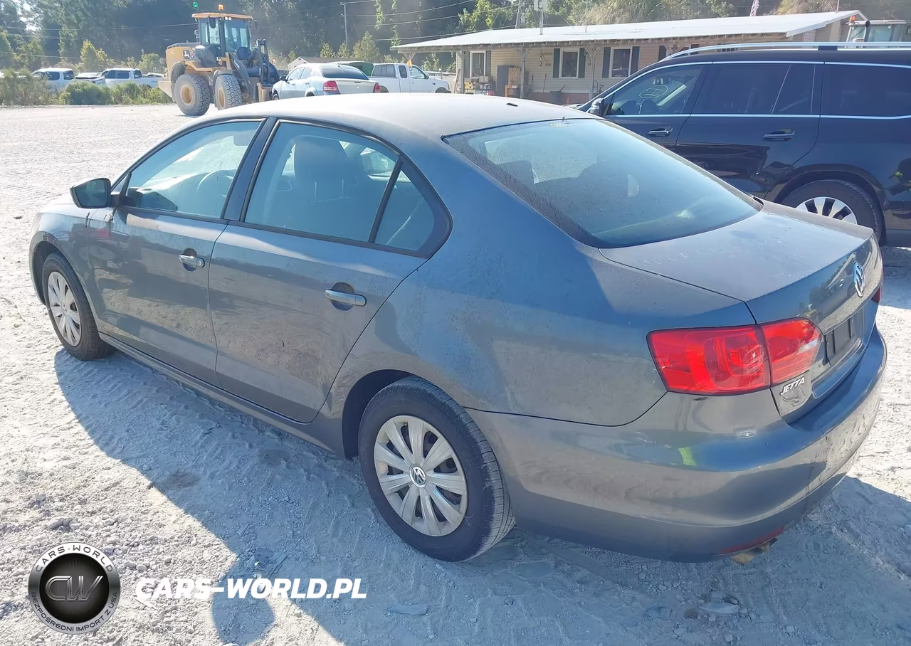 2013 Volkswagen Jetta 2.0L S VIN:3VW1K7AJ6DM256285 - 3