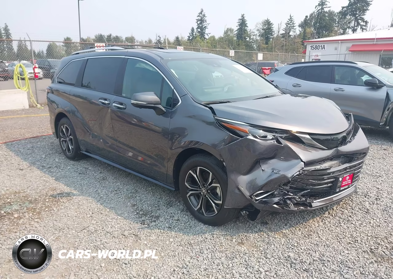 2025 Toyota Sienna Platinum – zdjęcie 1 z 15