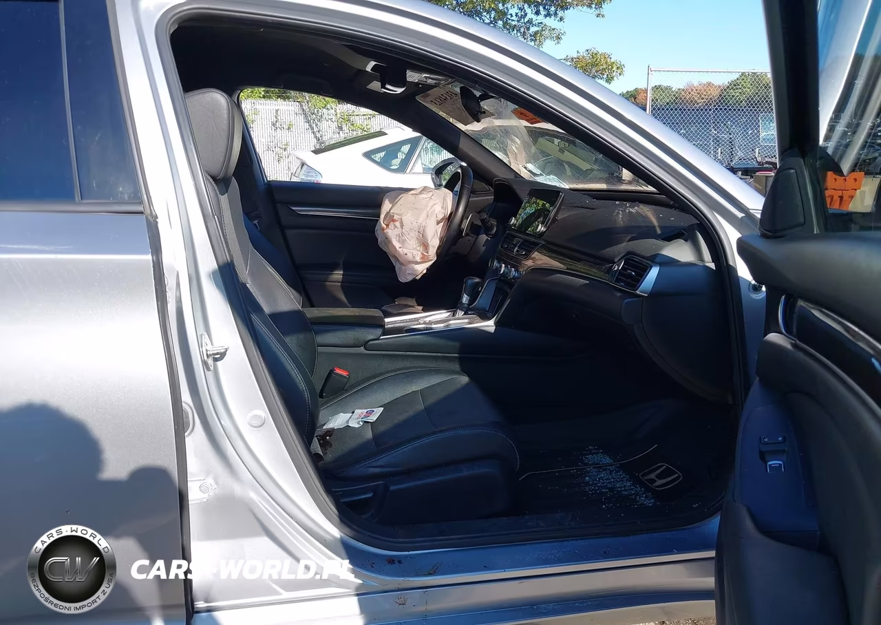 2019 Honda Accord Sport VIN:1HGCV1F33KA145974 - 5