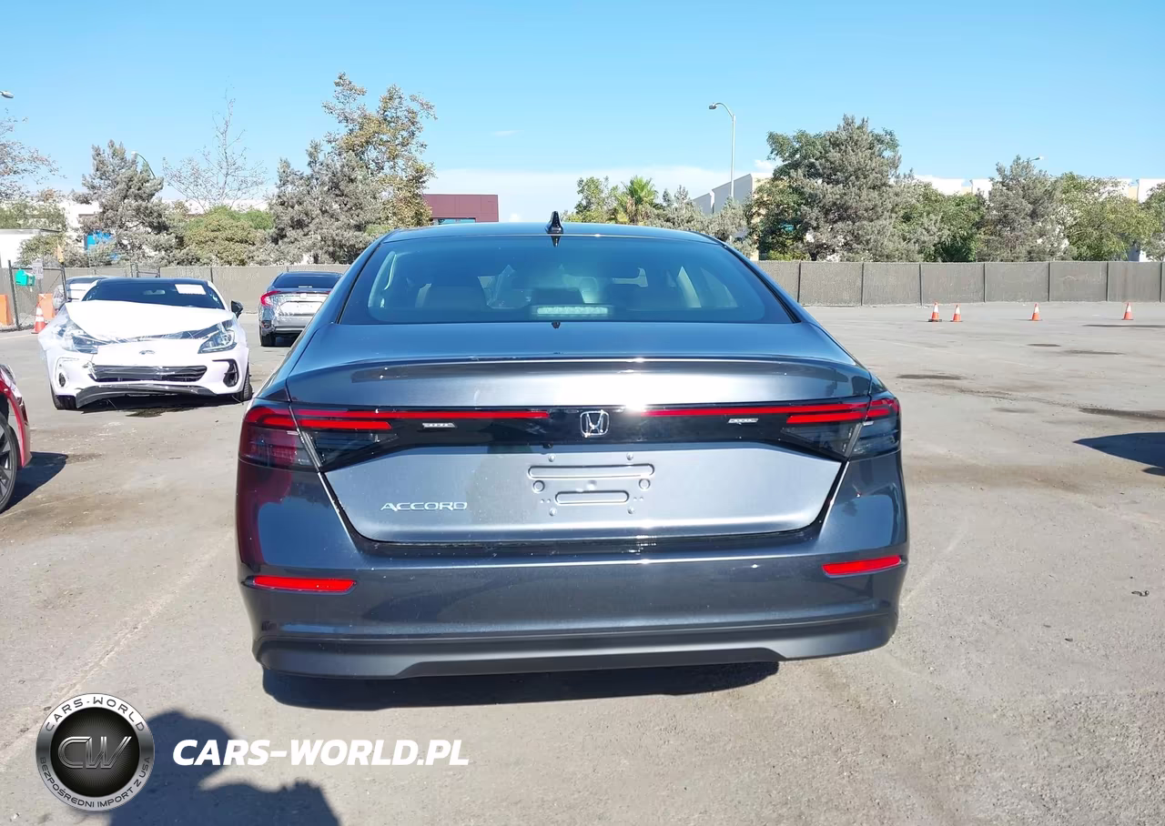 2025 Honda Accord Se VIN:1HGCY1F43SA039010 - 17