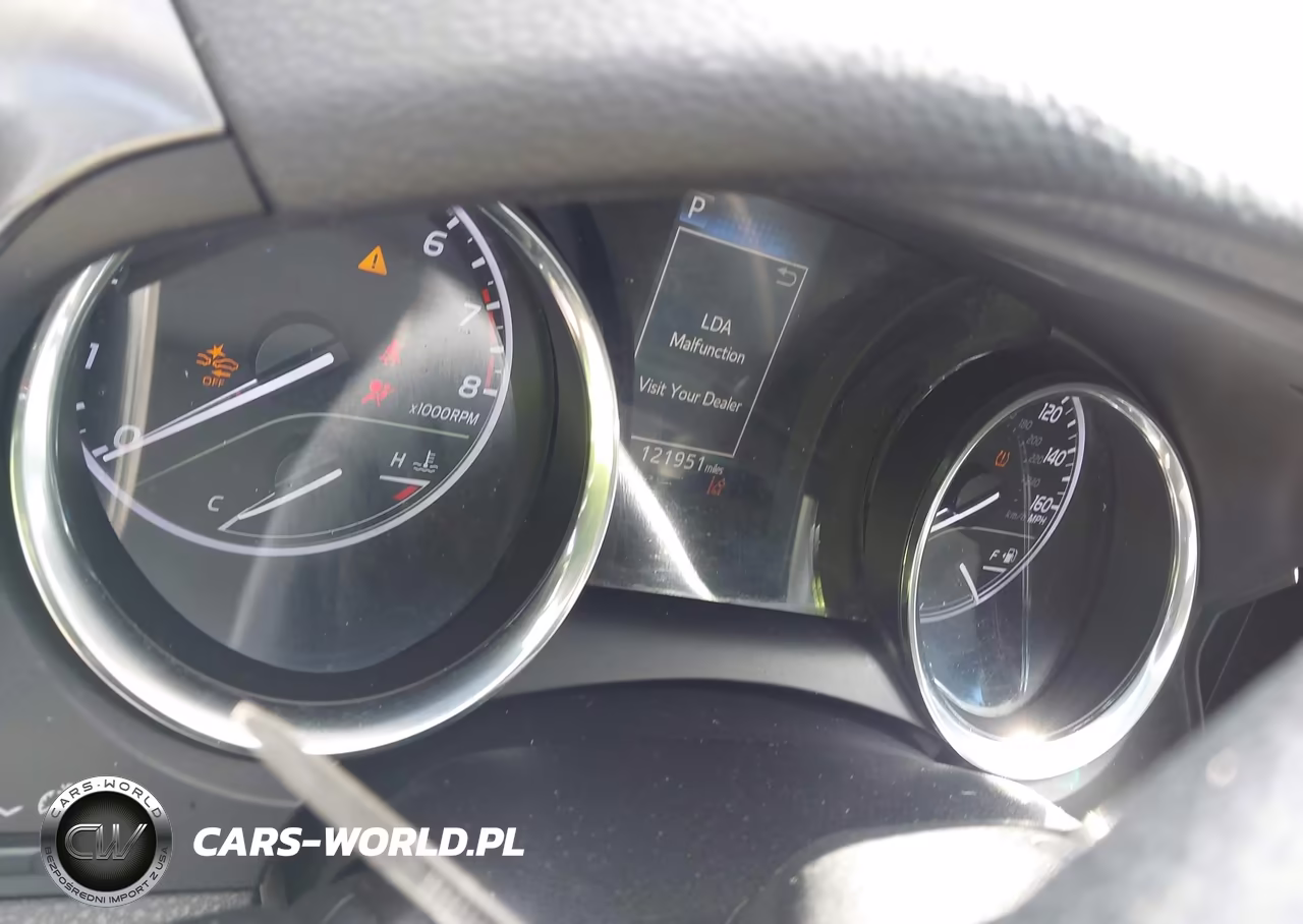 2020 Toyota Camry Le VIN:4T1C11AK2LU859955 - 7