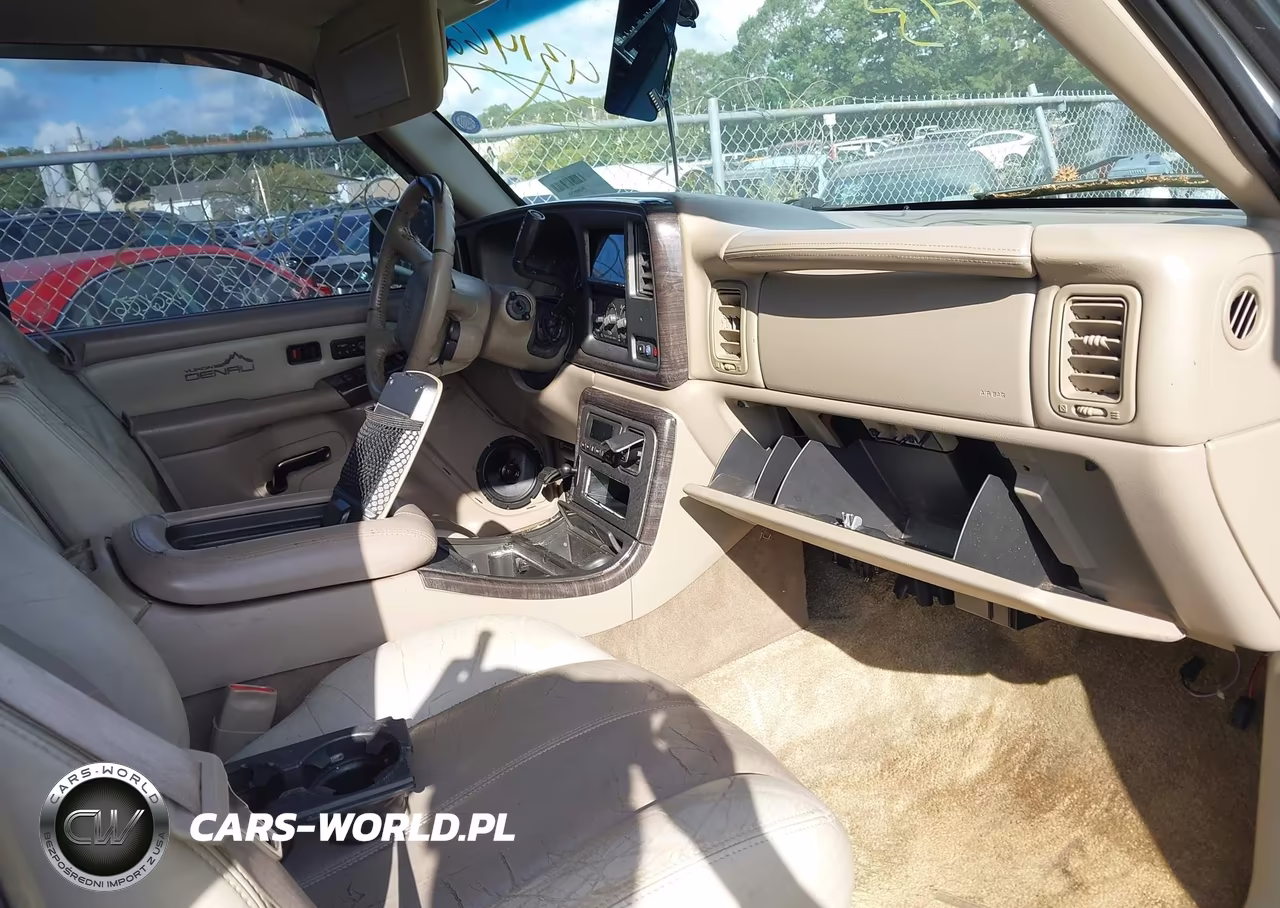2001 GMC Yukon Denali VIN:1GKEK63U11J152726 - 5