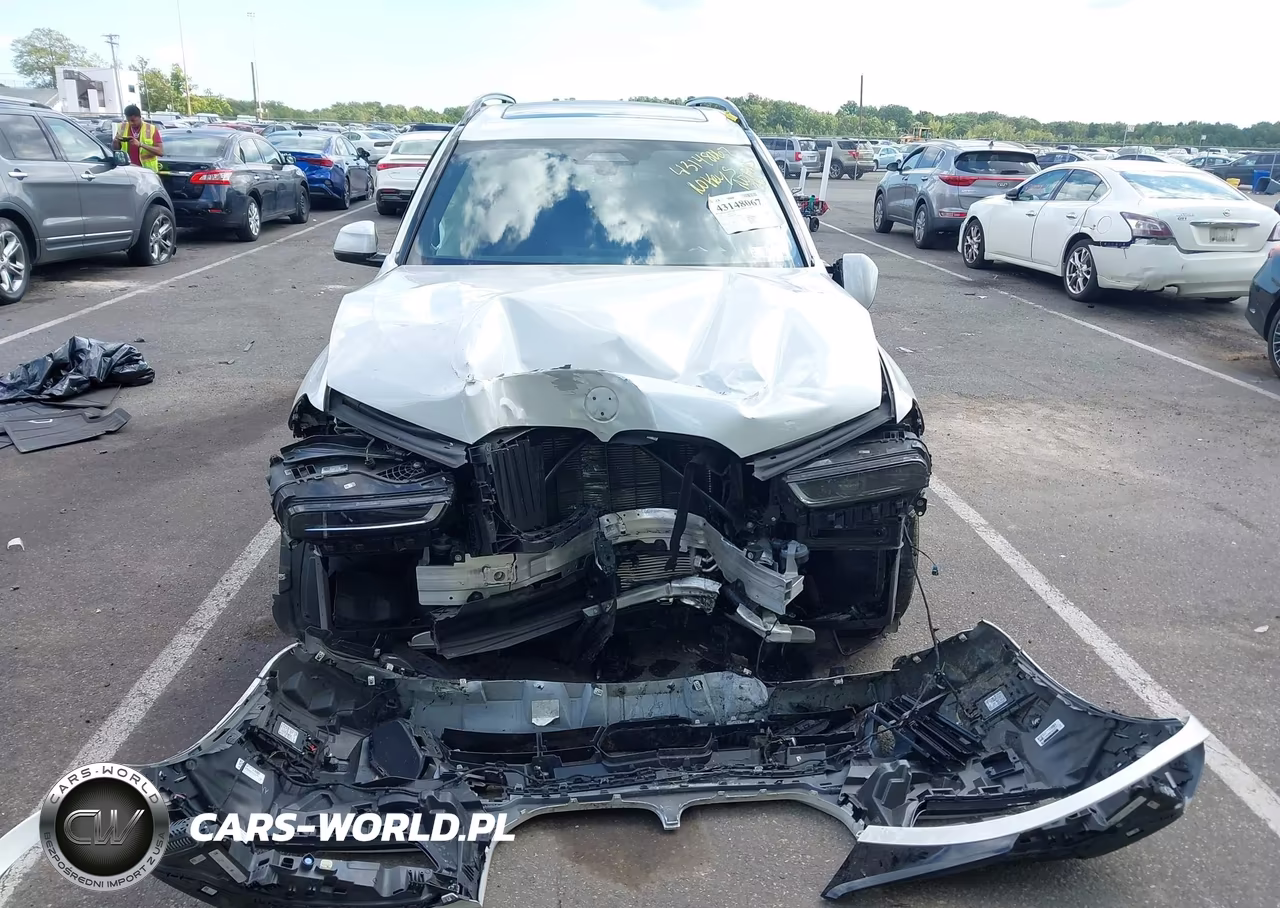 2024 BMW X7 xDrive40I VIN:5UX23EM08R9U94106 - 12