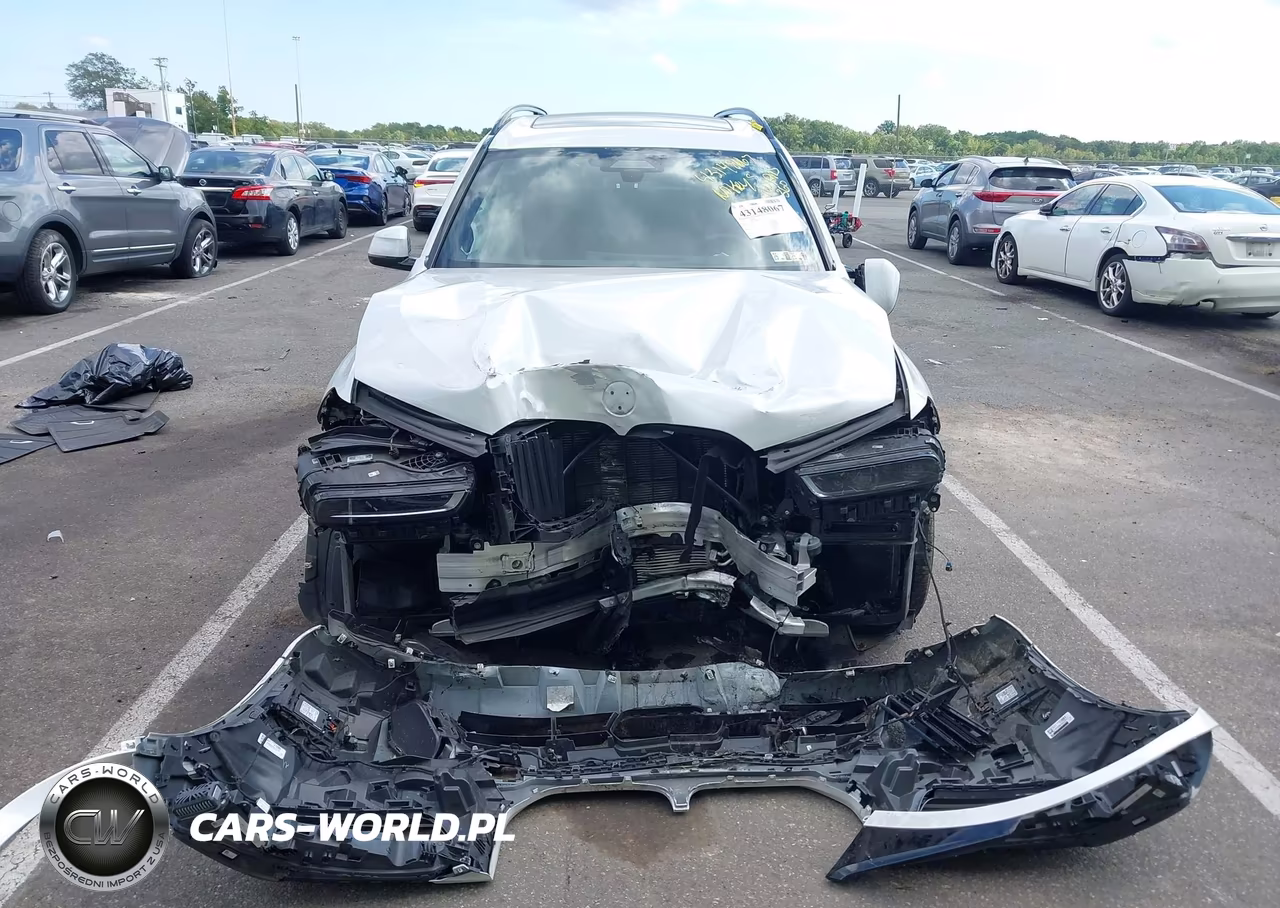 2024 BMW X7 xDrive40I VIN:5UX23EM08R9U94106 - 6