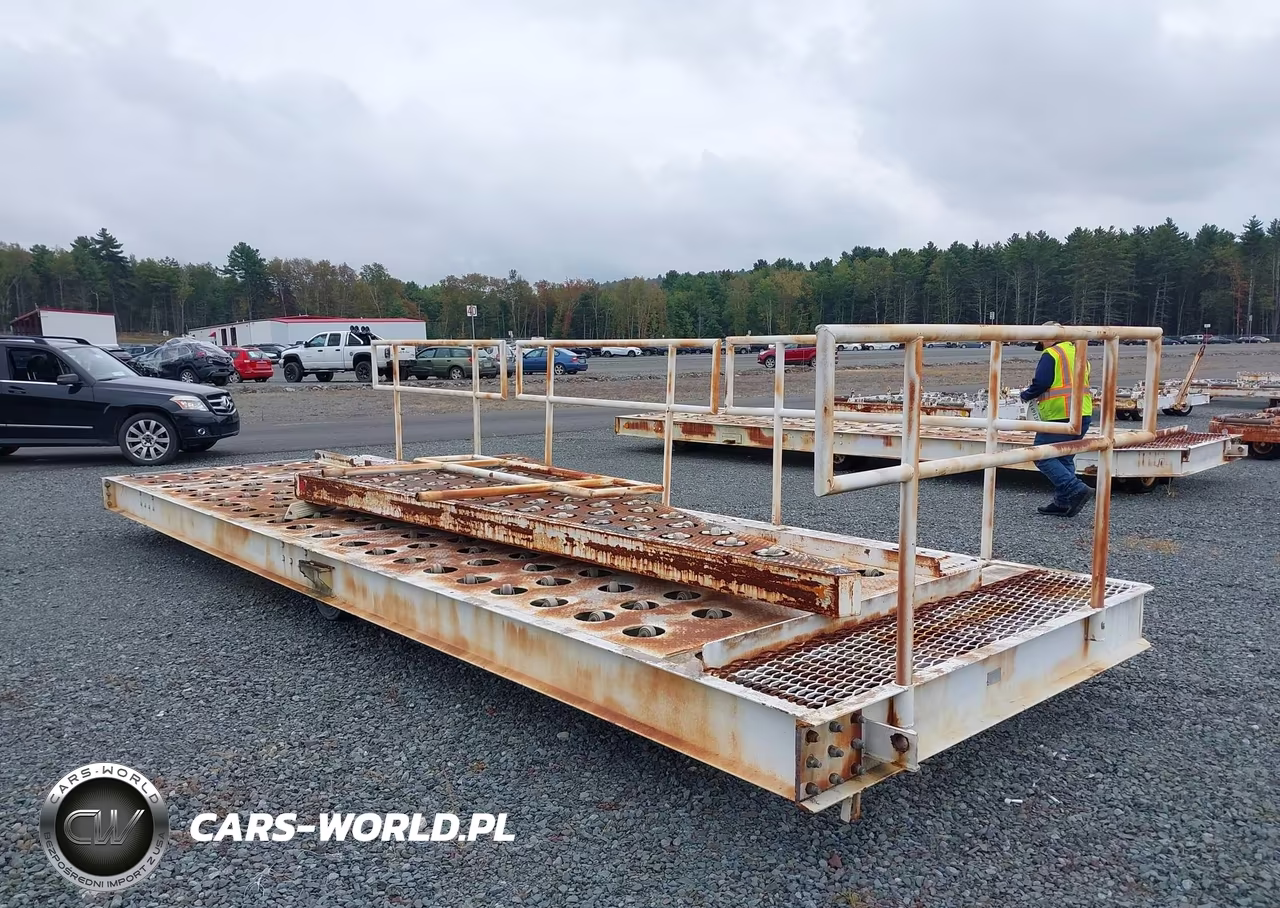2001 Equipment Steel Gse 9333