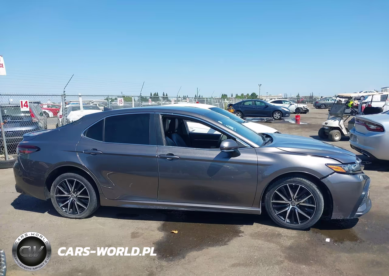 2021 Toyota Camry Se VIN:4T1G11AK4MU531729 - 13