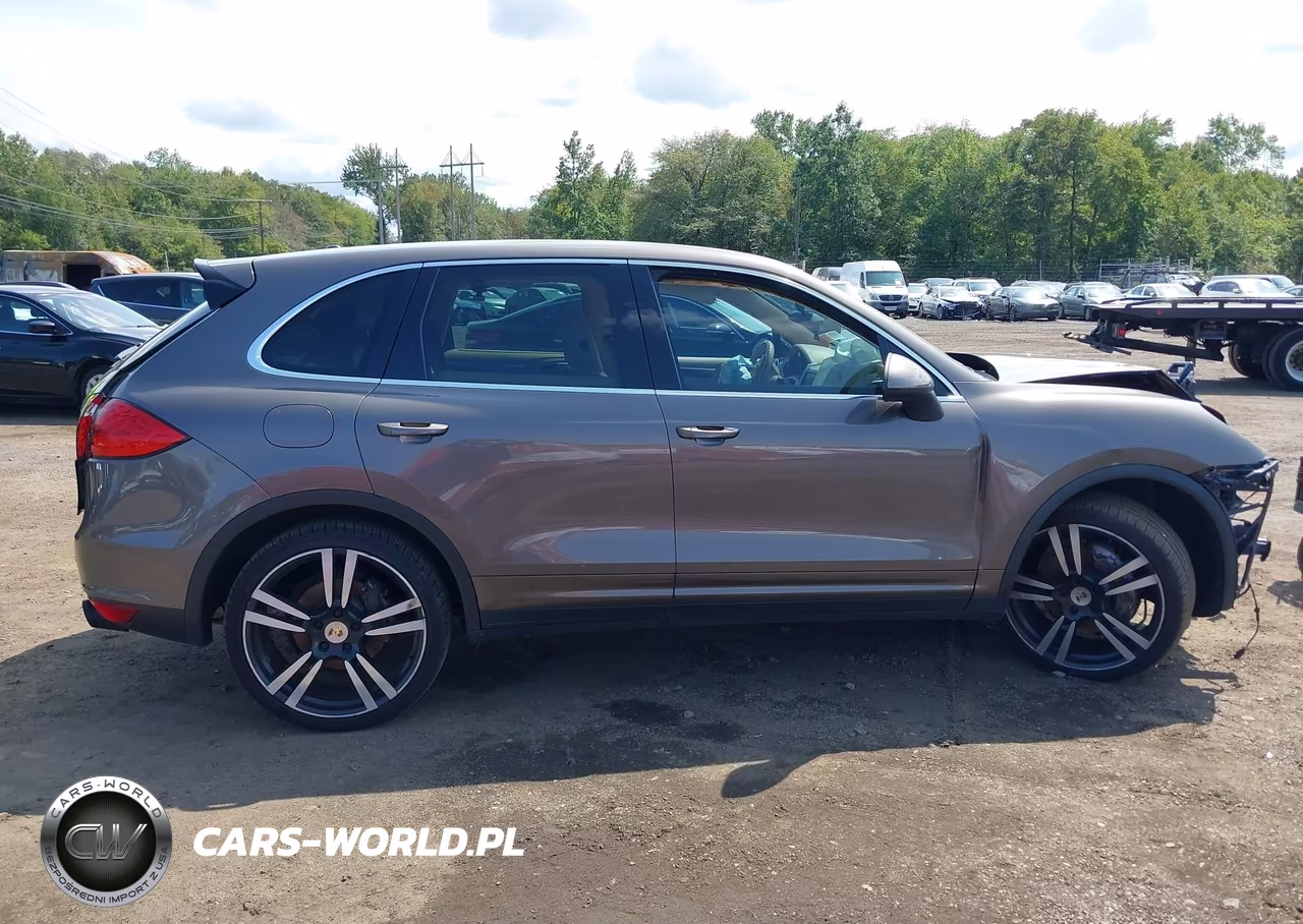 2012 Porsche Cayenne VIN:WP1AA2A23CLA06583 - 14