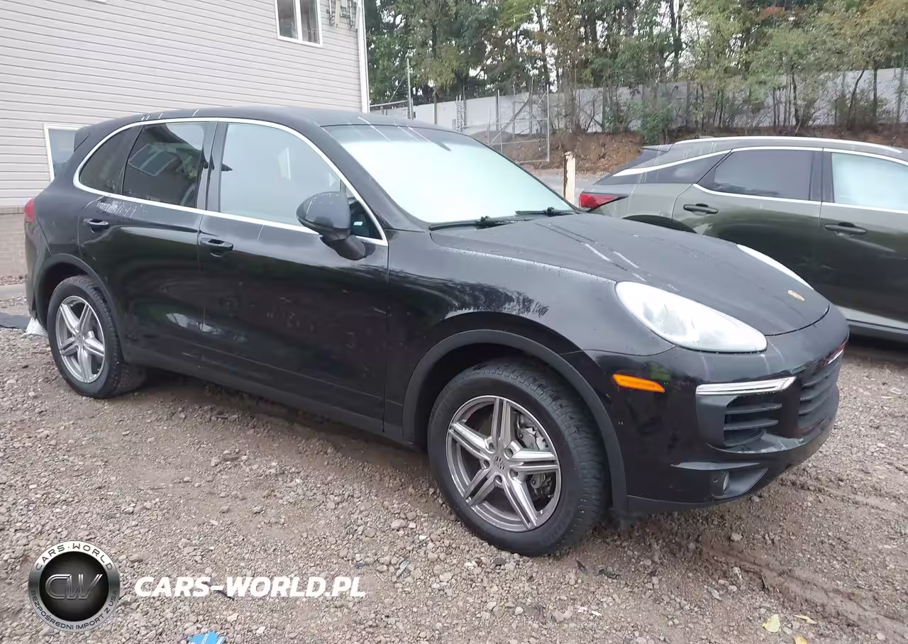 PORSCHE