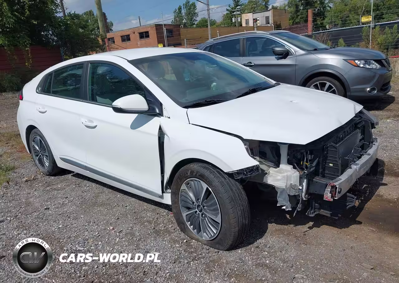 2021 Hyundai Ioniq Plug-In Hybrid Sel