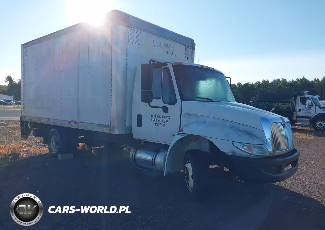 2004 International 4000 4300